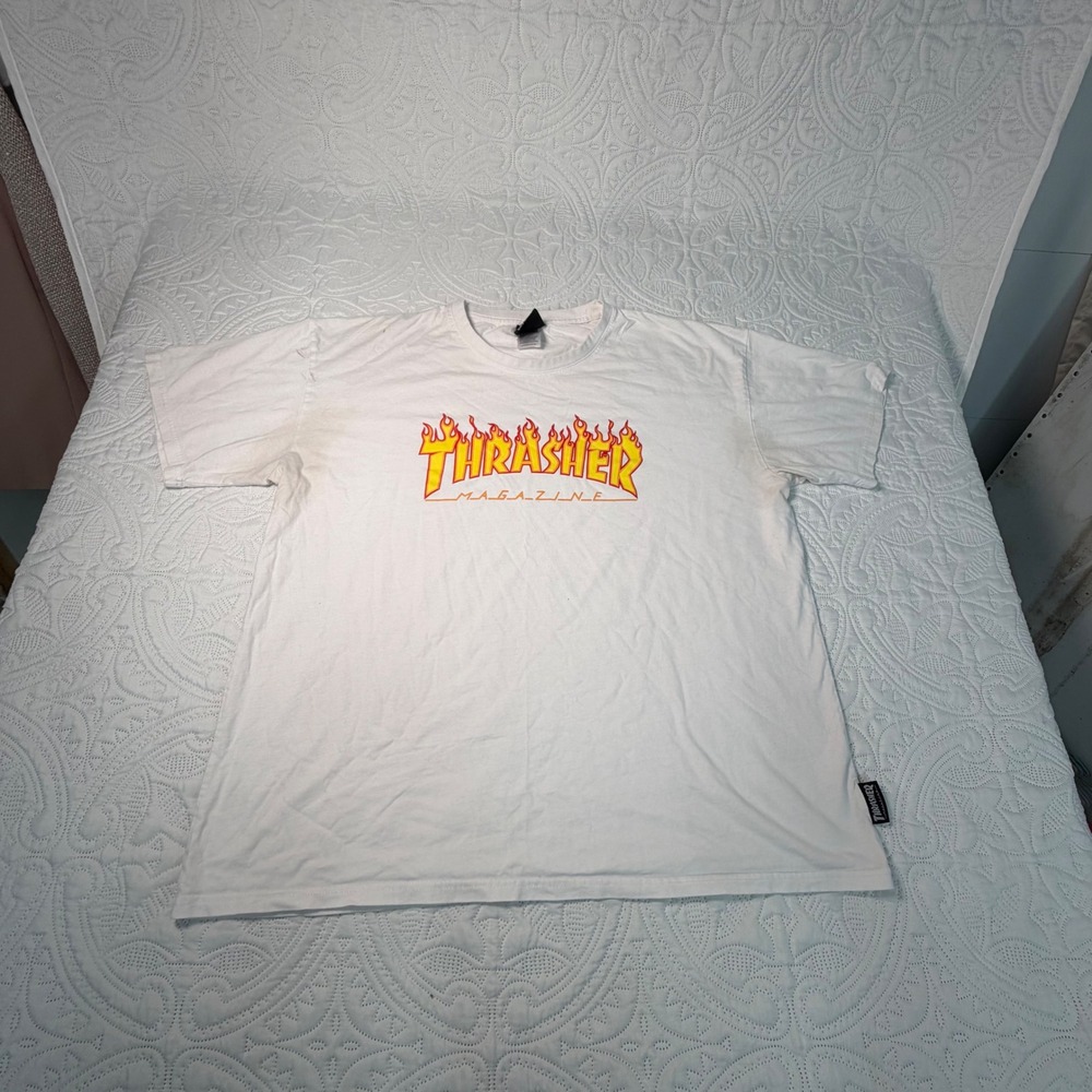 Thrasher Magazine Flame Logo Graphic T-Shirt White Mens XL Skateboarding Tee